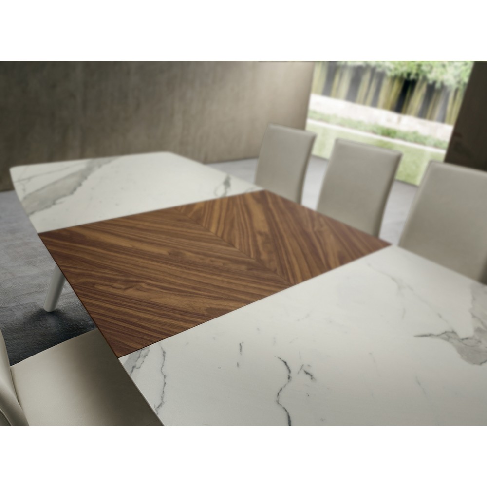 Разтегателна маса с модерен дизайн, Бели алуминиеви крака , Плот Laminam / White Statuario