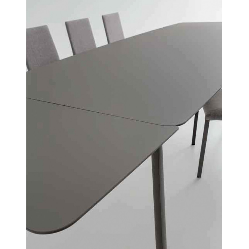 Модерна разтегателна маса, Алуминиеви крака в цвят London Gray, Плот FENIX London Gray