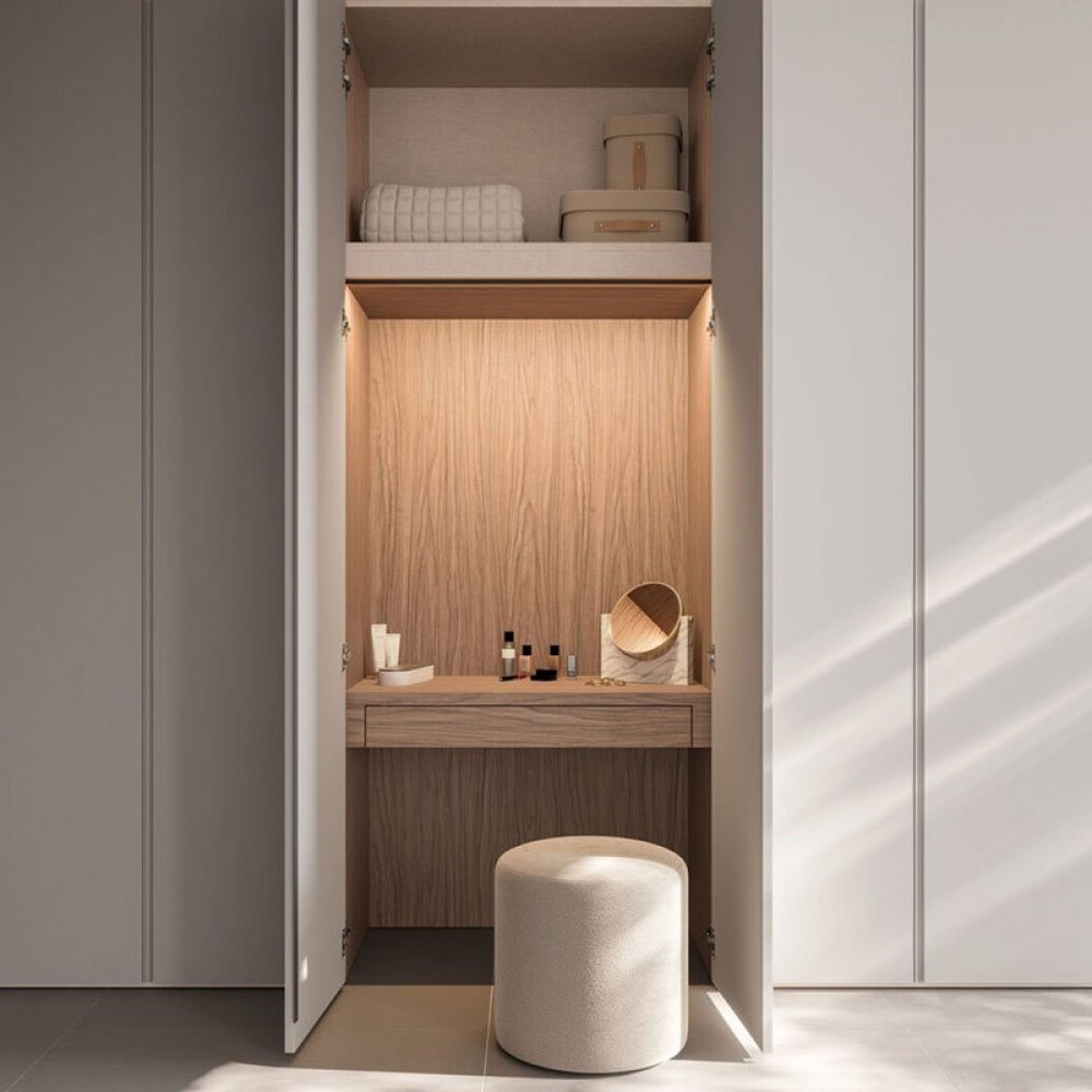 Tratto Walk-in – Италиански гардероб с отворена гардеробна зона