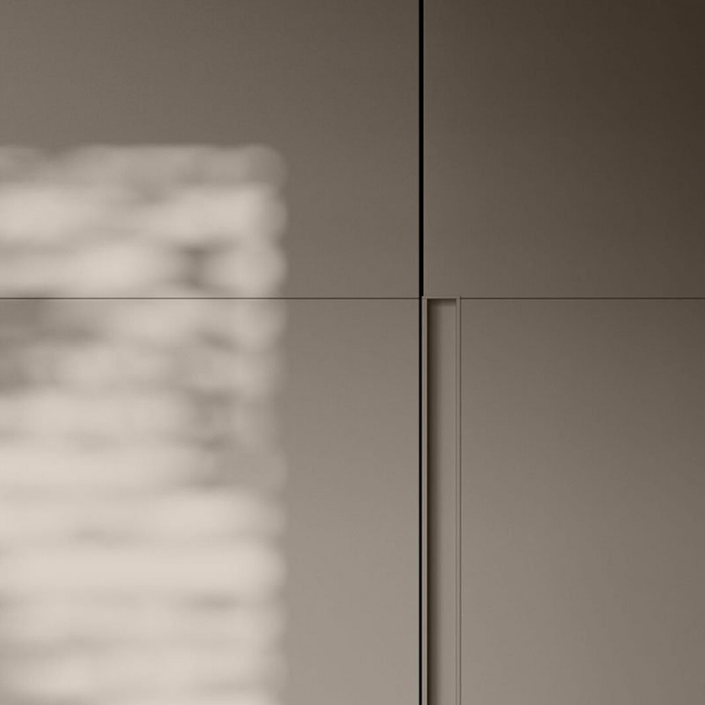 Tratto DN Shelf – Италиански гардероб с бюро и етажерка